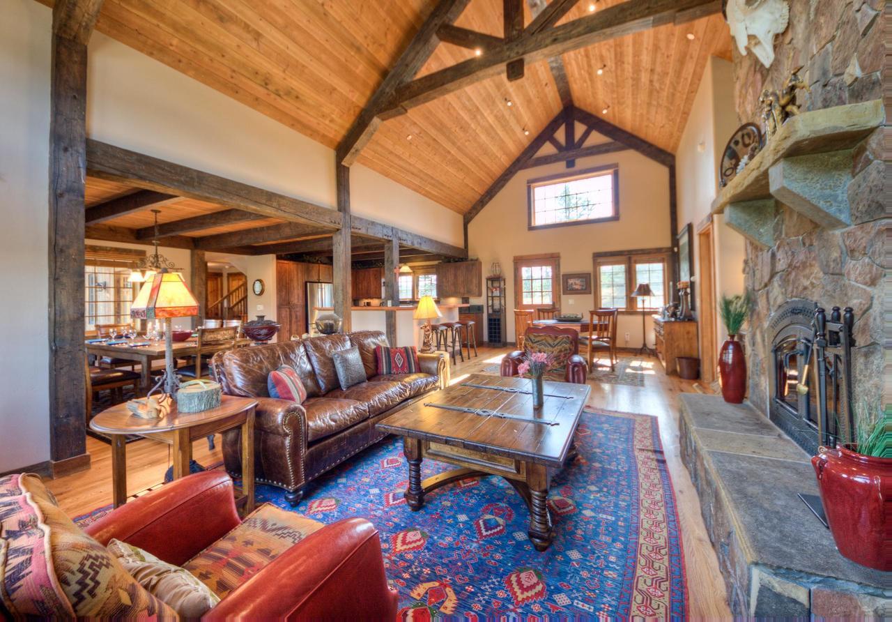 Antler Ridge Lodge Big Sky Εξωτερικό φωτογραφία